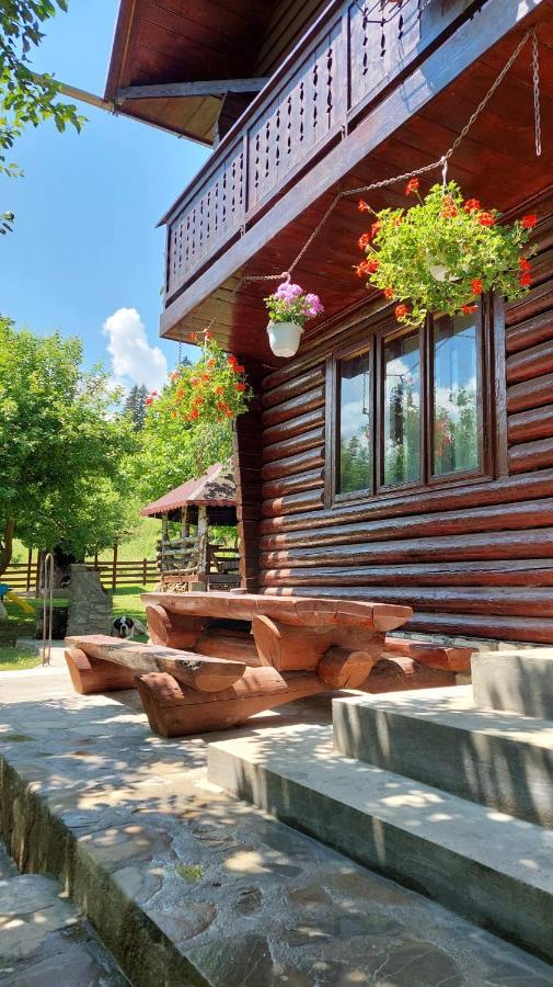 Cabana Dochita Ceahlău Exterior foto